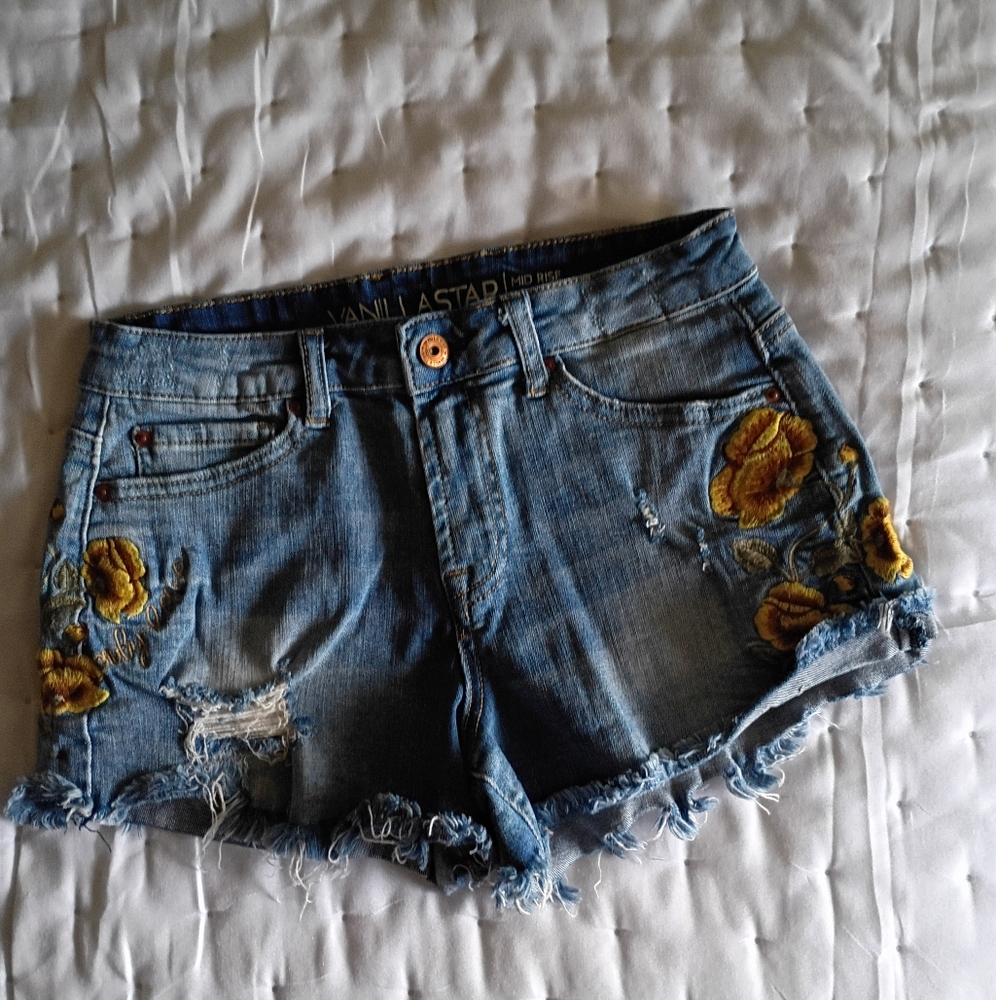VANILLA STAR Jean Shorts